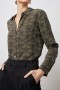  Camisa Kate Olive Stargaze para mujer | Rails Tops